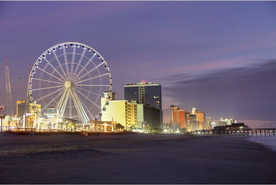 picture of the boardwalk in myrtle beach where the carolina country music fest is held